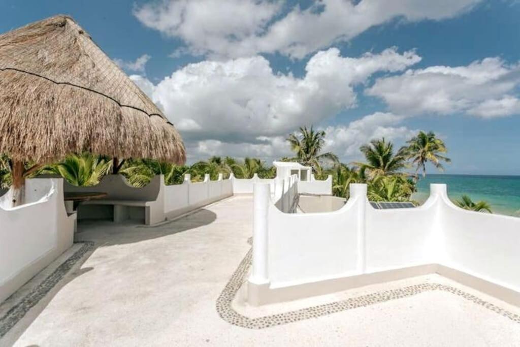 Luxury 5-Br Beachfront Home In Tulum Casa Sofia Gato Kültér fotó