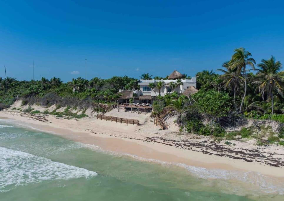 Luxury 5-Br Beachfront Home In Tulum Casa Sofia Gato Kültér fotó