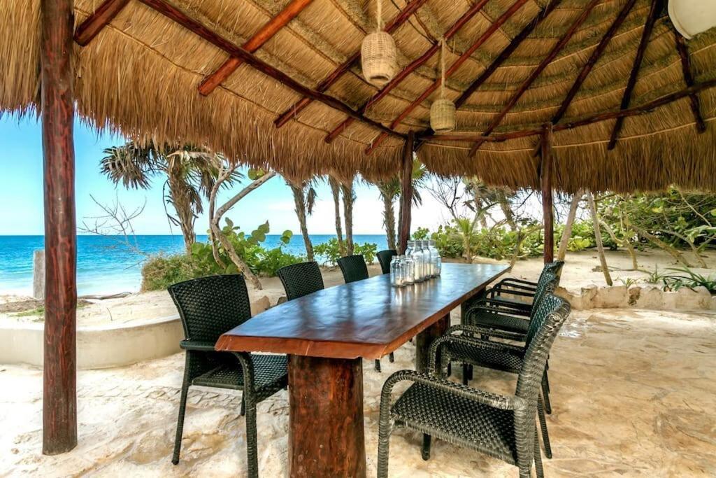 Luxury 5-Br Beachfront Home In Tulum Casa Sofia Gato Kültér fotó
