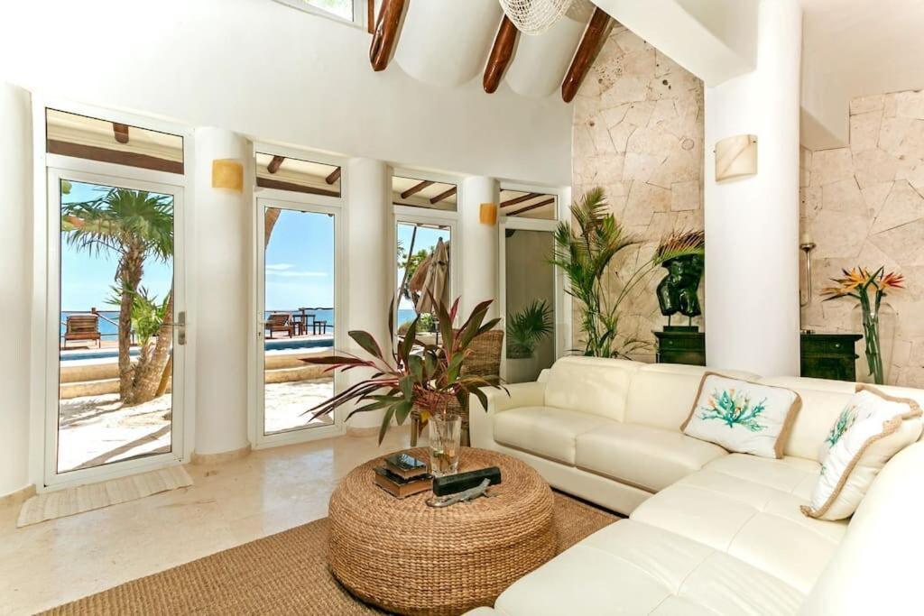 Luxury 5-Br Beachfront Home In Tulum Casa Sofia Gato Kültér fotó