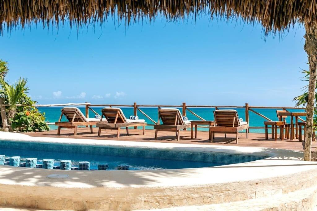Luxury 5-Br Beachfront Home In Tulum Casa Sofia Gato Kültér fotó