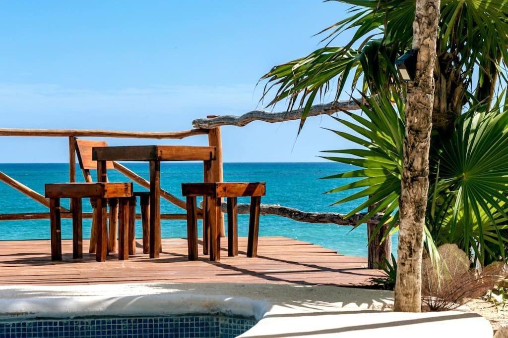 Luxury 5-Br Beachfront Home In Tulum Casa Sofia Gato Kültér fotó