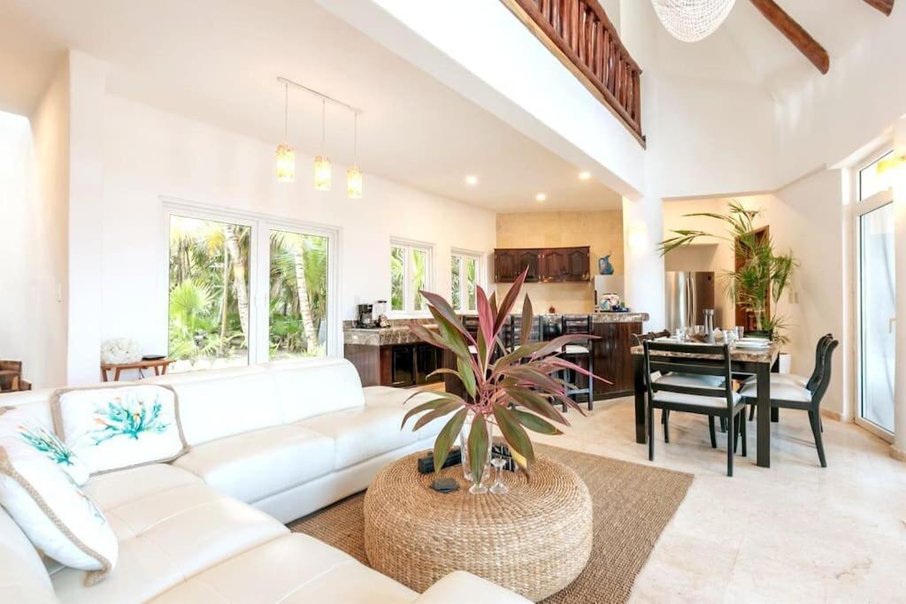 Luxury 5-Br Beachfront Home In Tulum Casa Sofia Gato Kültér fotó